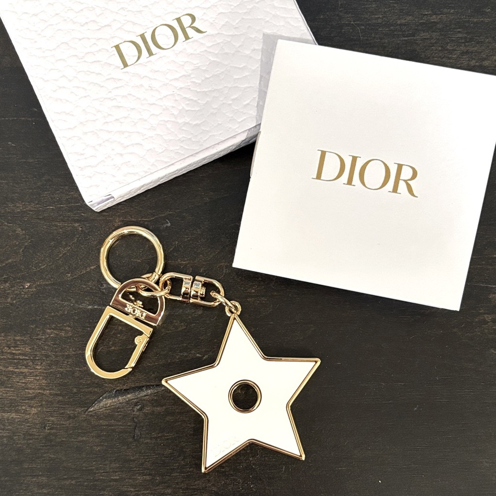 DIOR Perfumable Star Keyring Charm